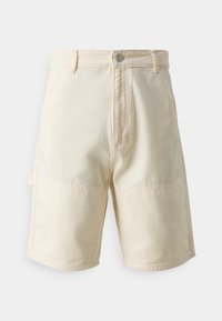 Shorts en coton beige à coupe décontractée, avec deux poches avant et une fermeture à boutons. Le tissu présente une finition légèrement texturée.