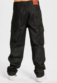 Rocawear HERREN WILLIAMSBURG  - Oldalzsebes nadrágok - black