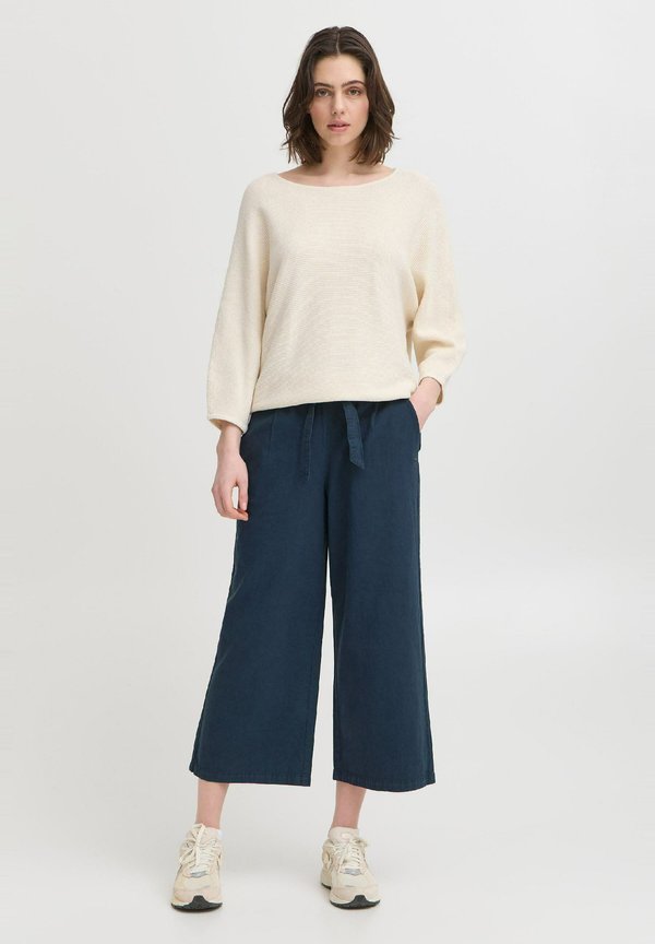 OXLINASA REGULAR FIT - Trousers - insignia b2