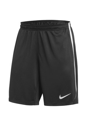 Czarne szorty sportowe z elastycznym pasem, bocznymi kieszeniami, białymi paskami po bokach oraz białym logo Nike na przedniej części lewej nogawki.