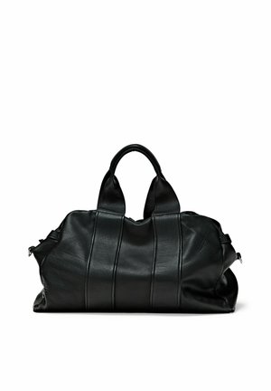 Borsa da viaggio in pelle nera con doppi manici e pannelli verticali cuciti, mostrata su uno sfondo bianco.