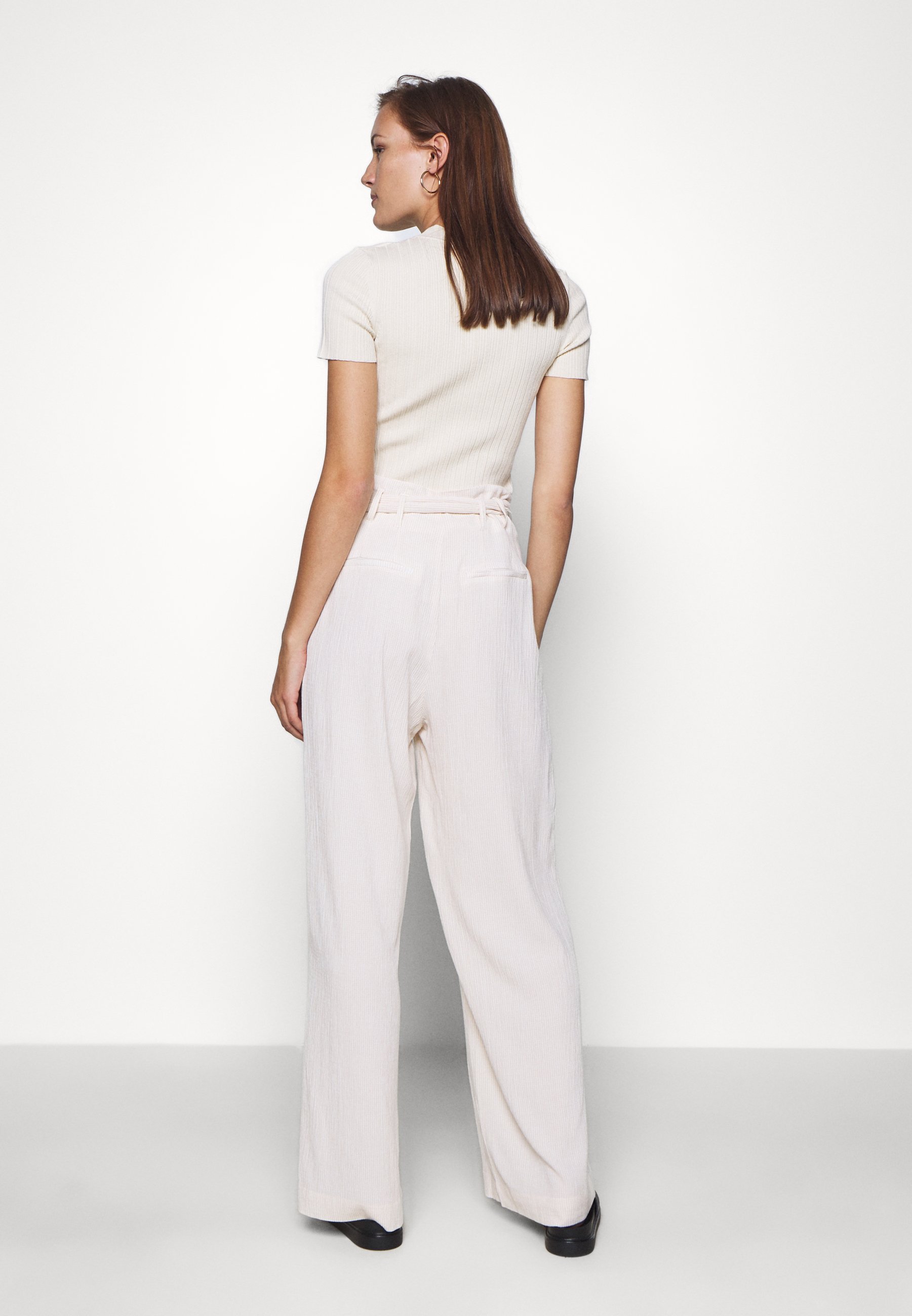 Samsøe Samsøe NELLIE TROUSERS Bukse warm white Zalando.no Samsøe Samsøe NELLIE TROUSERS - Bukse - warm white