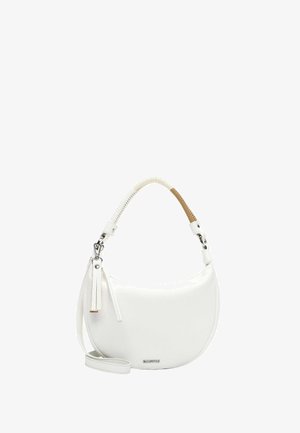 Witte handtas in halve maanvorm met afneembare riem, handvat met textuur dat witte en tan-kleurige delen combineert, en zilverkleurige hardware details.