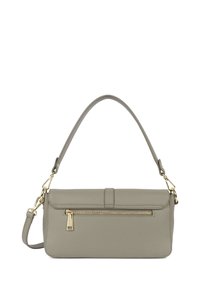 Grijze leren schoudertas met een lange riem, rechthoekige vorm, bovenklep en een voorvak met rits met gouden accenten.