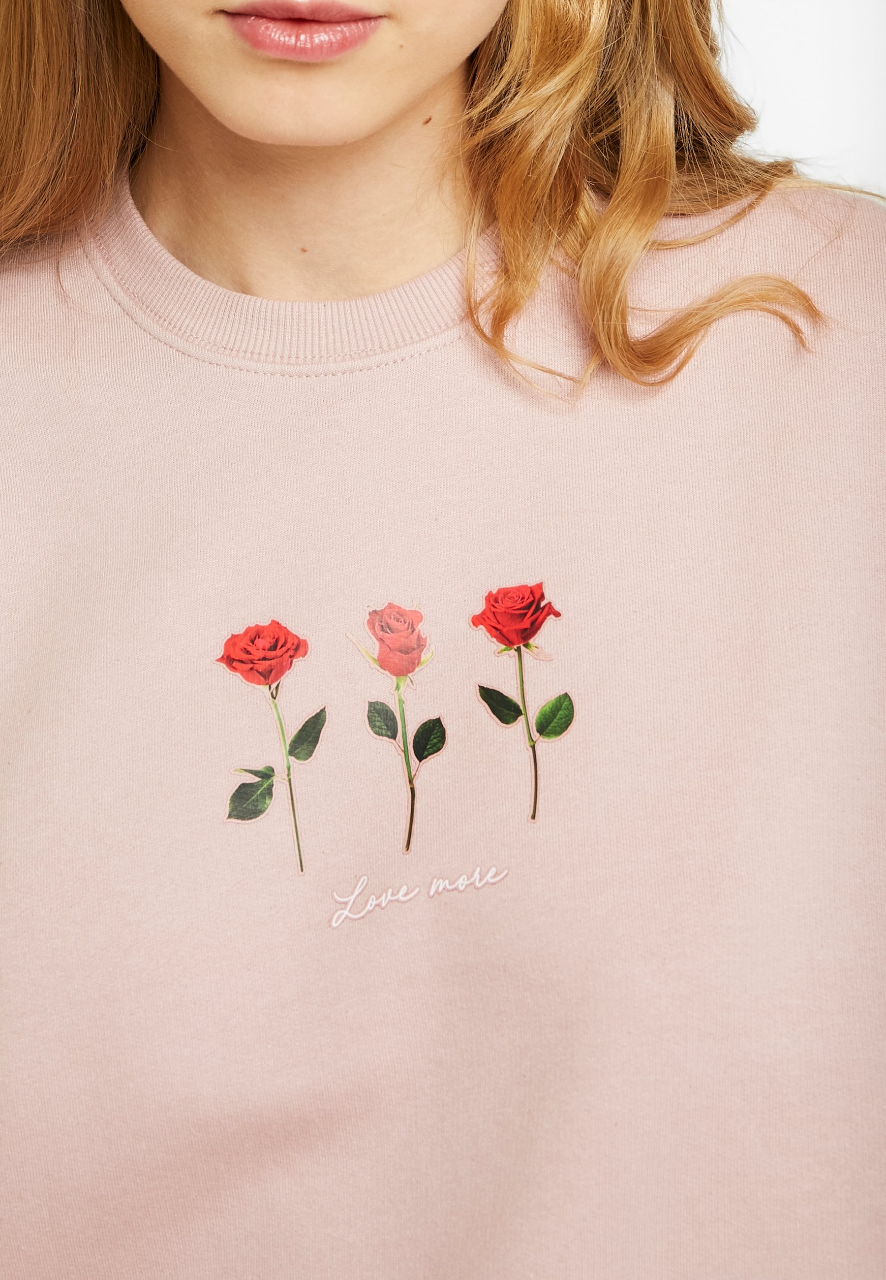 New Look LOVE MORE Sweatshirt nude Zalando.at New Look LOVE MORE Sweatshirt nude Zalando.at