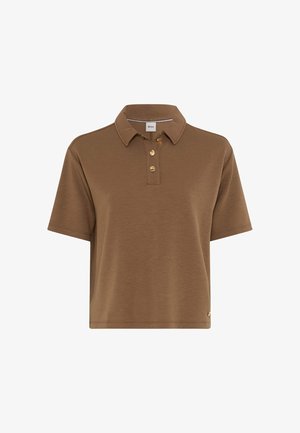 Bruin kortemouwen poloshirt met drie gouden knopen en een kraag, weergegeven op een effen witte achtergrond.
