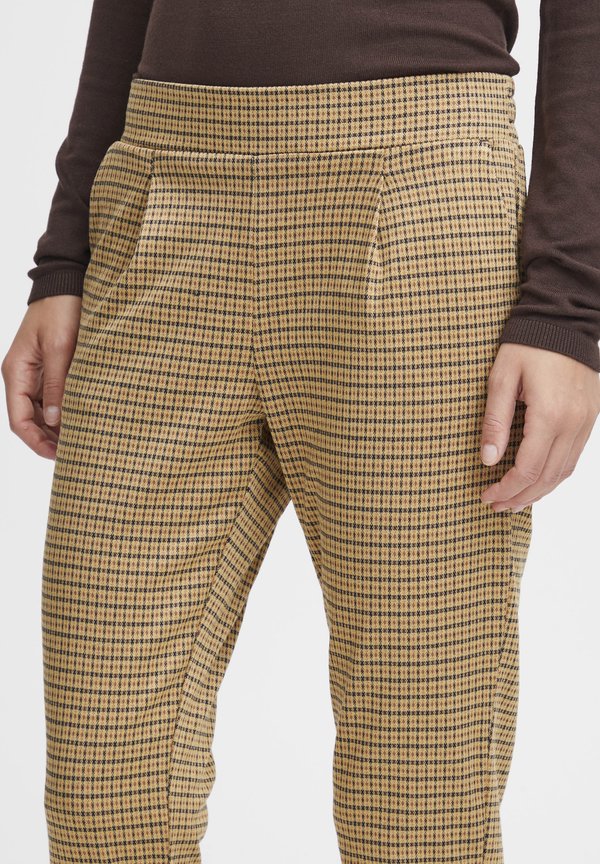 IHKATE CAMELEON - Chinos - cathay spice3