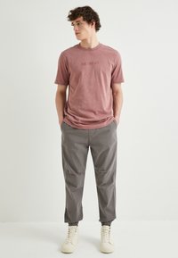 Koton - T-shirt basic