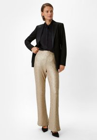 comma SLIM MIT PAILLETTEN - Broek - beige