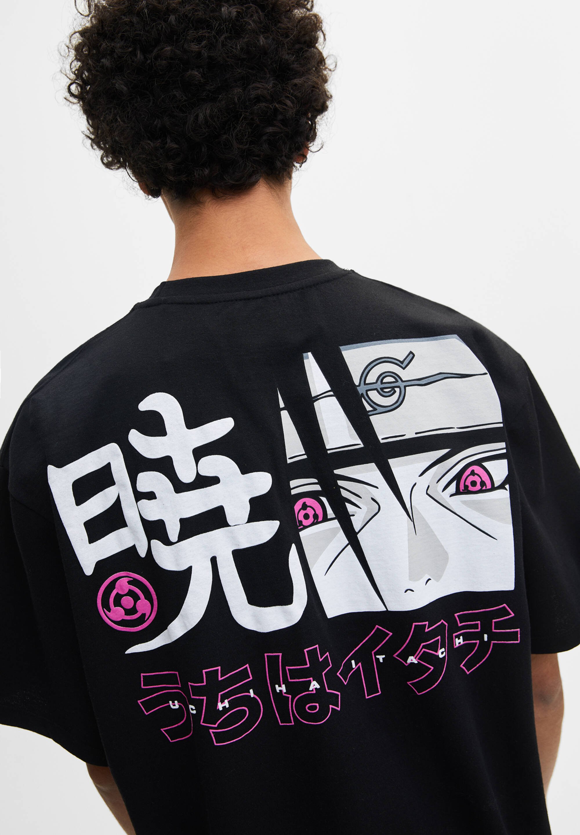 pull and bear itachi t shirt