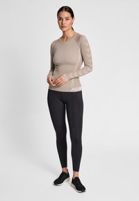 Hummel CHRISTEL SEAMLESS - Langærmet T-shirt - chateau gray driftwood melange