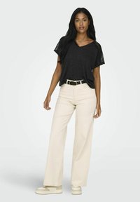 ONLY NORMAL GESCHNITTEN - Camiseta estampada - black