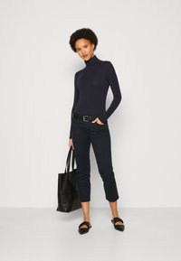 Esprit 5 POCKET CAPRI - Nohavice - black