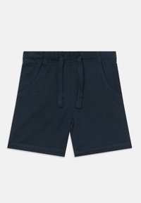 Pantalones cortos casuales azul marino con cintura elástica y cordón, que cuentan con bolsillos laterales.