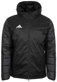 Giacca nera con cappuccio, dotata di zip frontale, maniche trapuntate e logo Adidas bianco sul petto. Realizzata in materiale leggero e resistente all'acqua.