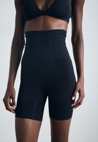 DORINA ABSOLUTE SCULPT HIGH WAISTED BIKER - Odjeća za oblikovanje - black