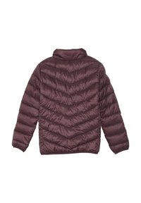 Vadderad jacka i djup burgundy, med ett chevron-quiltat mönster, ståkrage och elastiska manchetter. Lättviktigt och vattenavvisande material.