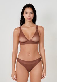 Non sélectionné, copper