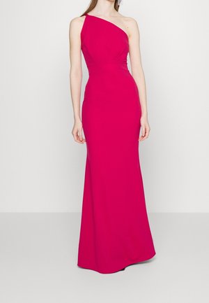 Robe de soirée fuchsia avec un design asymétrique à une épaule, un corsage cintré et une jupe longue jusqu'au sol. Confectionnée en tissu lisse avec une silhouette élancée.