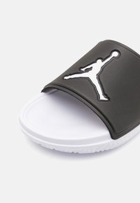 Jordan JUMPMAN SLIDE - Platt slip-in - black/white