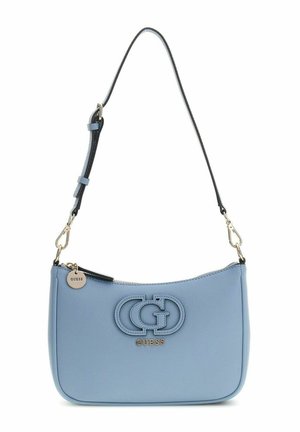 Sac à main Guess bleu clair avec sangle réglable, tirette de fermeture éclair dorée et logo G entrelacé à l'avant sur fond blanc.
