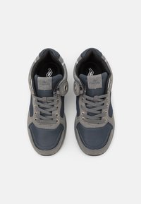 Thumbnail Image 5