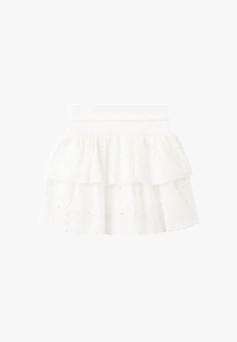 Mini-jupe blanche à volants en dentelle ajourée, avec une large ceinture et un ourlet festonné.