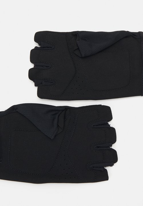 Shop Gloves online at ZALANDO