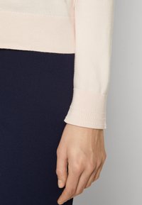 Tommy Hilfiger Pulover - whimsy pink