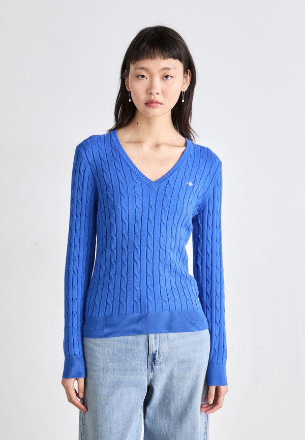 CABLE V NECK - Strickpullover