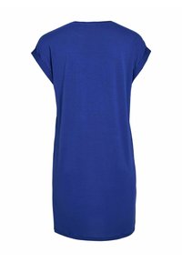 Modré šaty z trička s krátkými ohrnutými rukávy, s kulatým výstřihem a volným střihem, vyrobené z měkké tkaniny s hladkou texturou.