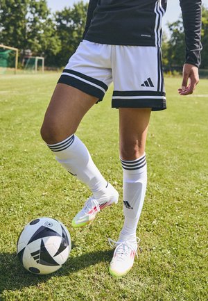 SQUADRA25 SHORTS - Pantalón corto de deporte - white/black