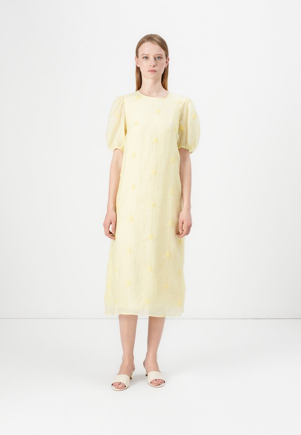 VIHILMA 2/4 MIDI DRESS - Freizeitkleid - pale banana