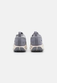 Nike Performance Zapatillas de trail running - grey