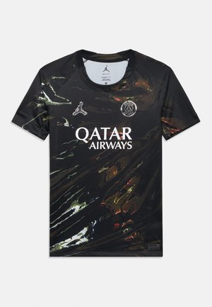 Tricou negru de fotbal Paris Saint-Germain cu logo-ul Qatar Airways și model reflectorizant, irizant în partea din față.