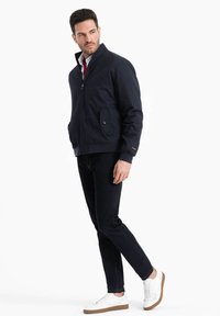 Ombre HARRINGTON - Bomberjacka - navy blue