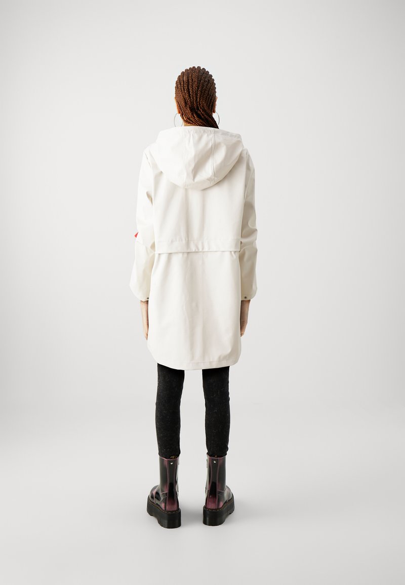 ONLY ONLSALLY RAINCOAT - Wintermantel - oatmeal/white/beige