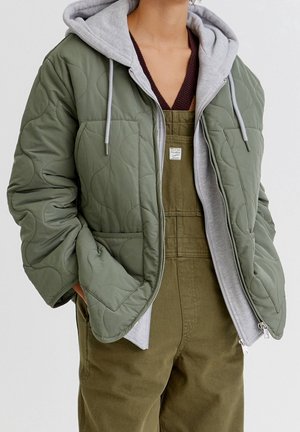 PULL&BEAR Overgangsjakke - khaki