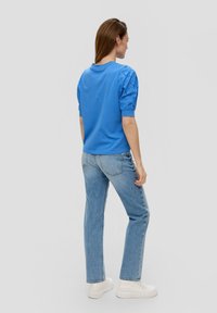 s.Oliver SEMITRANSPARENTER OPTIK - T-shirt print - royalblau