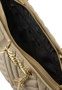 Armani Exchange Handtas - beige