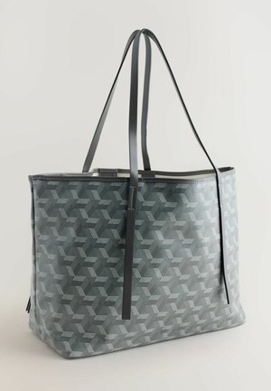 Geantă tip tote gri cu model geometric, realizată din material sintetic, cu curele negre lungi și finisaj neted.