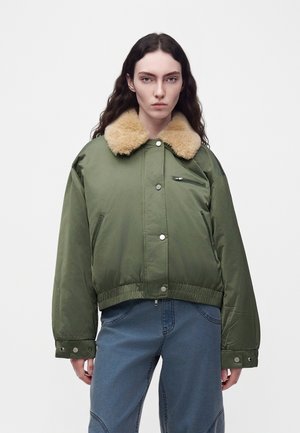 Baum und Pferdgarten, BRONTA JACKET - Яке бомбър - thyme