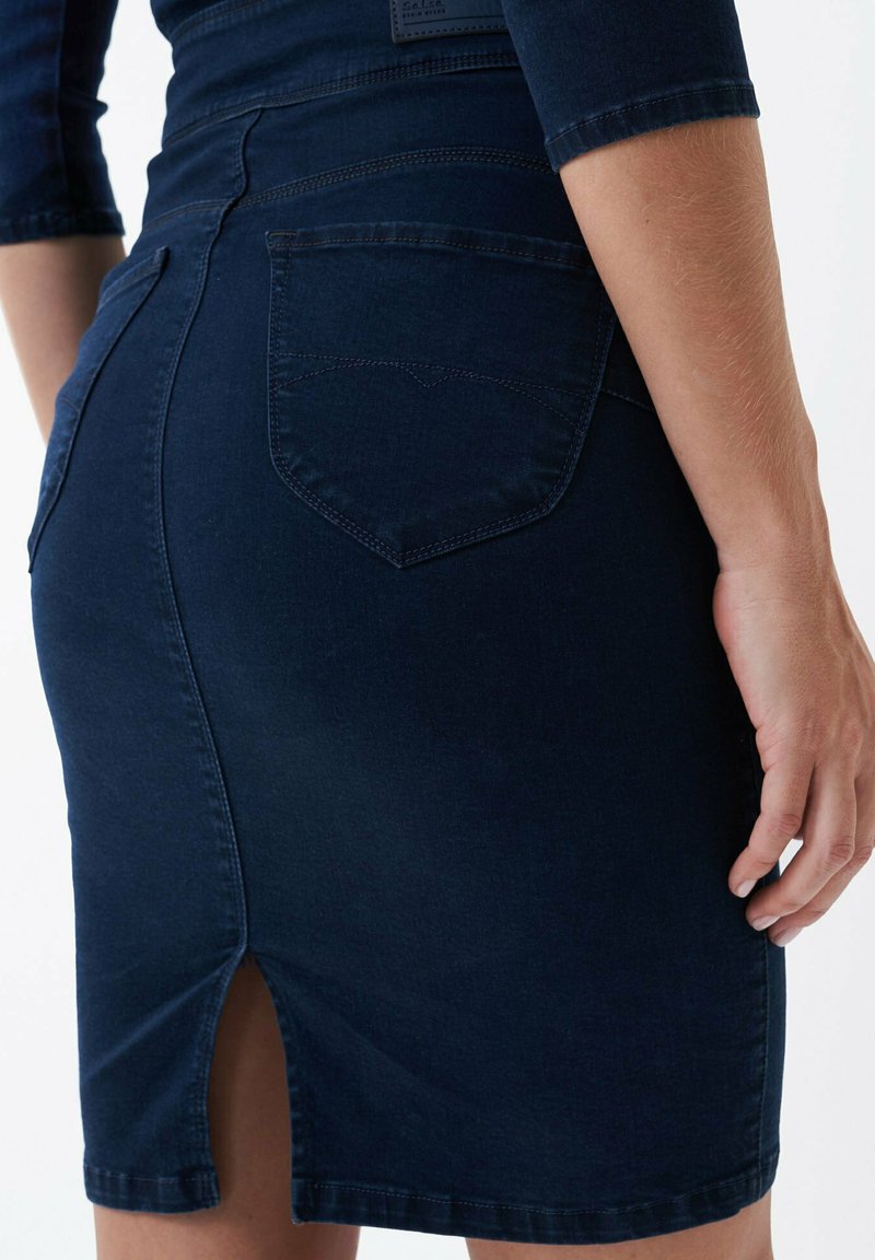 Damen Freizeitkleider | Salsa SECRET PUSH IN Jeanskleid blau/dark-blue denim - AV60464 Damen Freizeitkleider | Salsa SECRET PUSH IN Jeanskleid blau/dark-blue denim - AV60464
