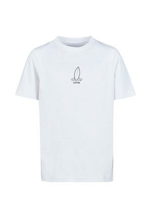 T-shirt en coton blanc avec des manches courtes. Présente un graphique noir d'une planche de surf au-dessus du texte stylisé "surf vibes" sur la poitrine.