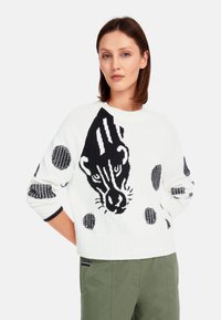 Marc Cain Jumper - white and black