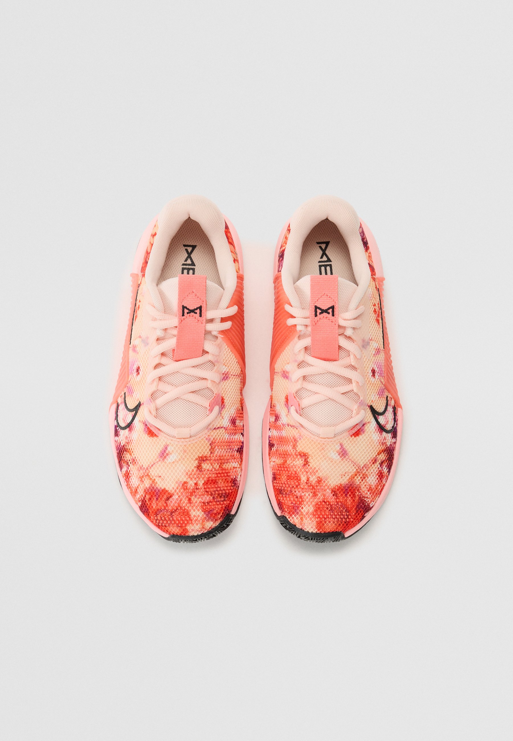 nike tanjun washed coral