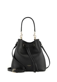 Borsa a secchiello nera in pelle con finitura testurizzata, hardware dorato, chiusura a coulisse e tracolla rimovibile.