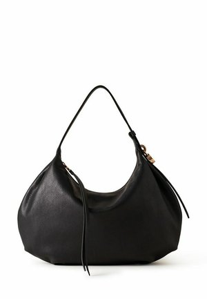 Sac à épaule en cuir noir avec une seule bandoulière, forme douce et arrondie, et des pampilles en cuir décoratives des deux côtés.