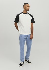 Jack & Jones JJICHRIS JJORIGINAL SBD 320 PCW NOOS - Jeans a sigaretta - blue denim