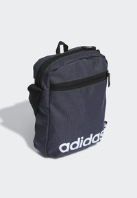 adidas Sportswear ESSENTIALS ORGANIZER - Bandolera - shadow navy   black   white